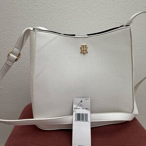 Tommy Hilfiger Cream Shoulder Bag